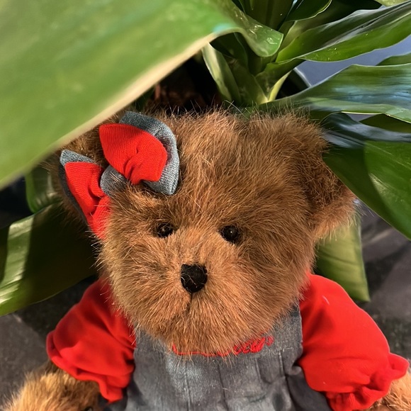 Boyds Bear - 12" Kaylie -"The Coca Cola Collection" - Picture 2 of 12